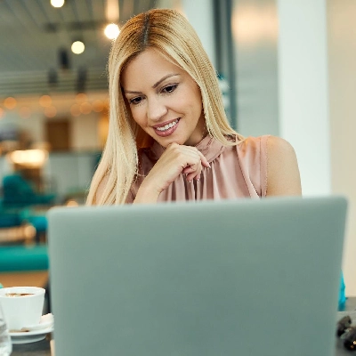 Background-portal-do-obslugi-klienta-box-screen-1